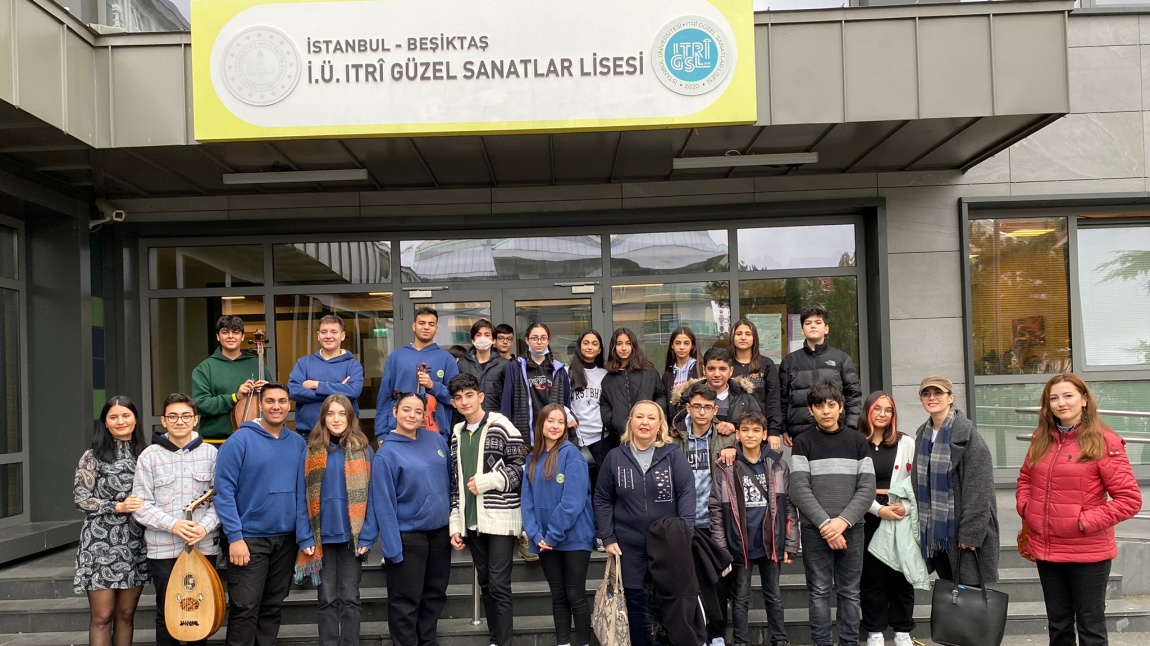 İstanbul Üniversitesi Itri Güzel Sanatlar Lisesi Gezimiz